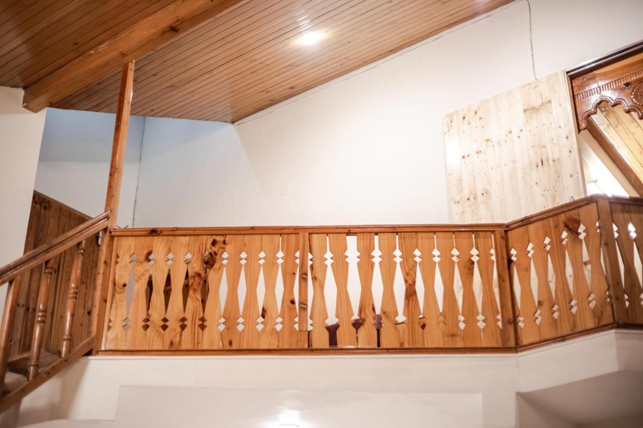 Tales N Trails Hotel Vashist Екстериор снимка