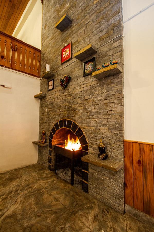 Tales N Trails Hotel Vashist Екстериор снимка