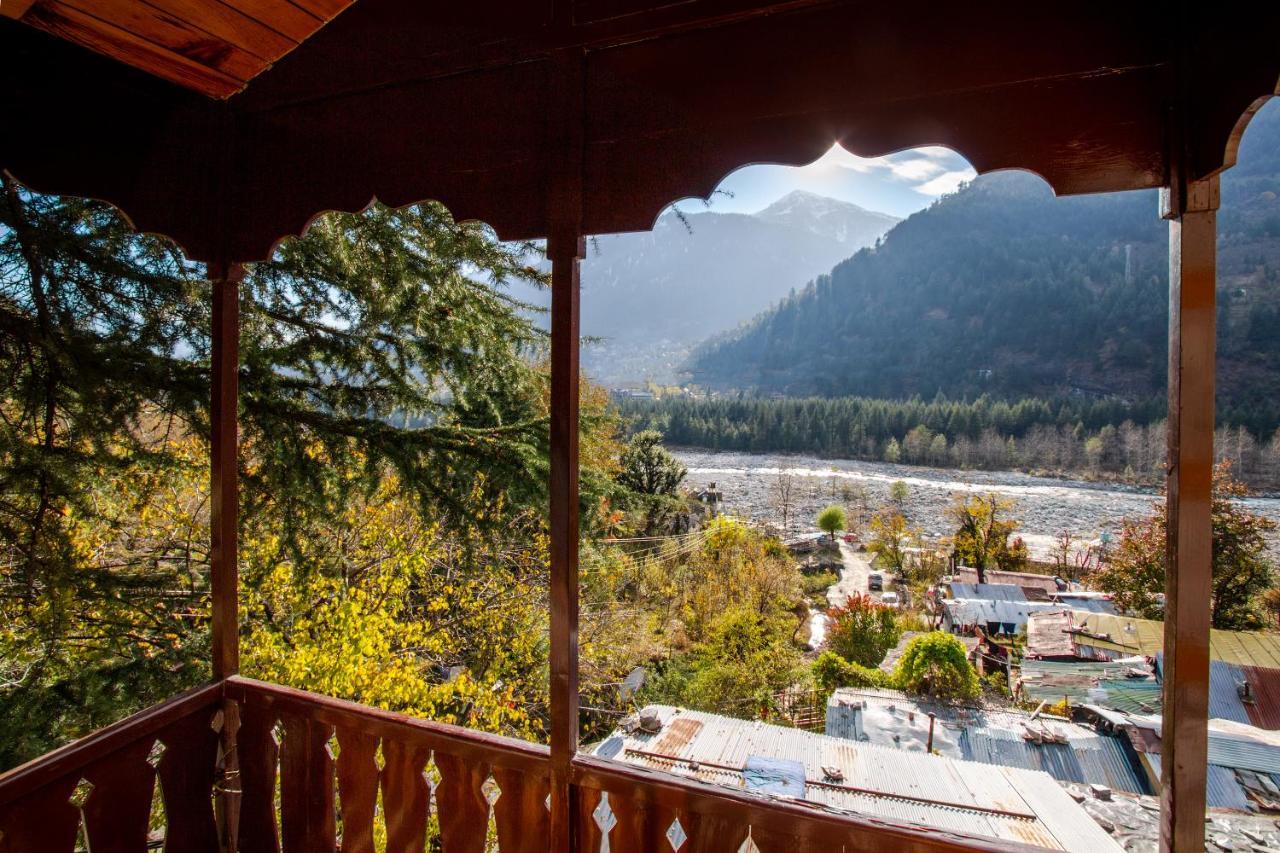 Tales N Trails Hotel Vashist Екстериор снимка