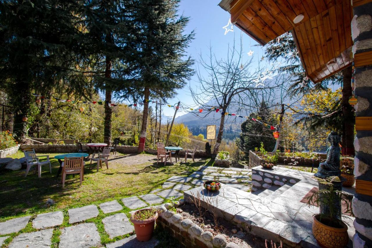 Tales N Trails Hotel Vashist Екстериор снимка