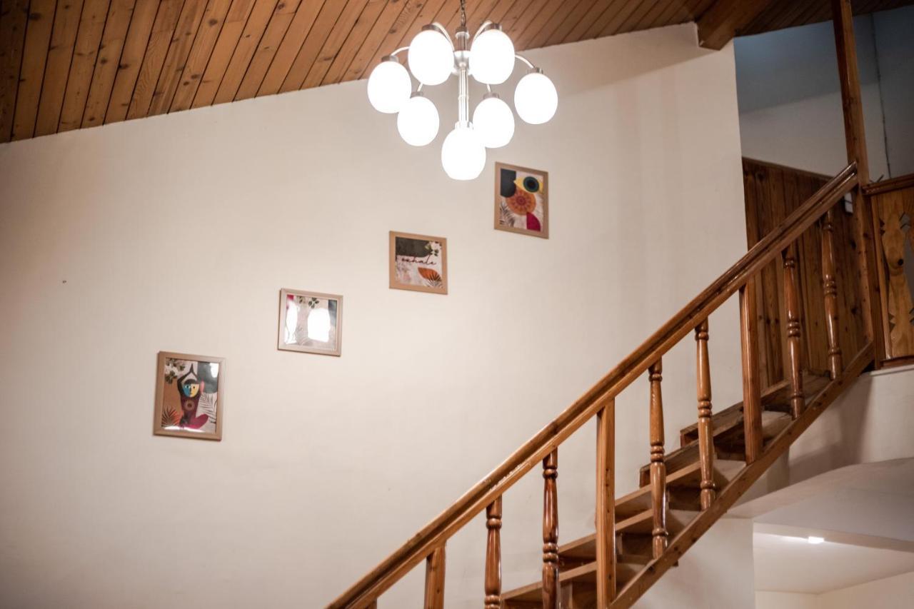 Tales N Trails Hotel Vashist Екстериор снимка