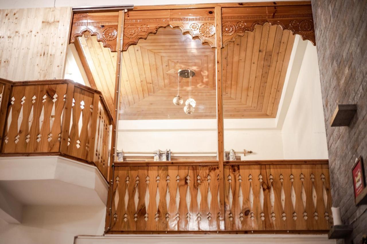 Tales N Trails Hotel Vashist Екстериор снимка